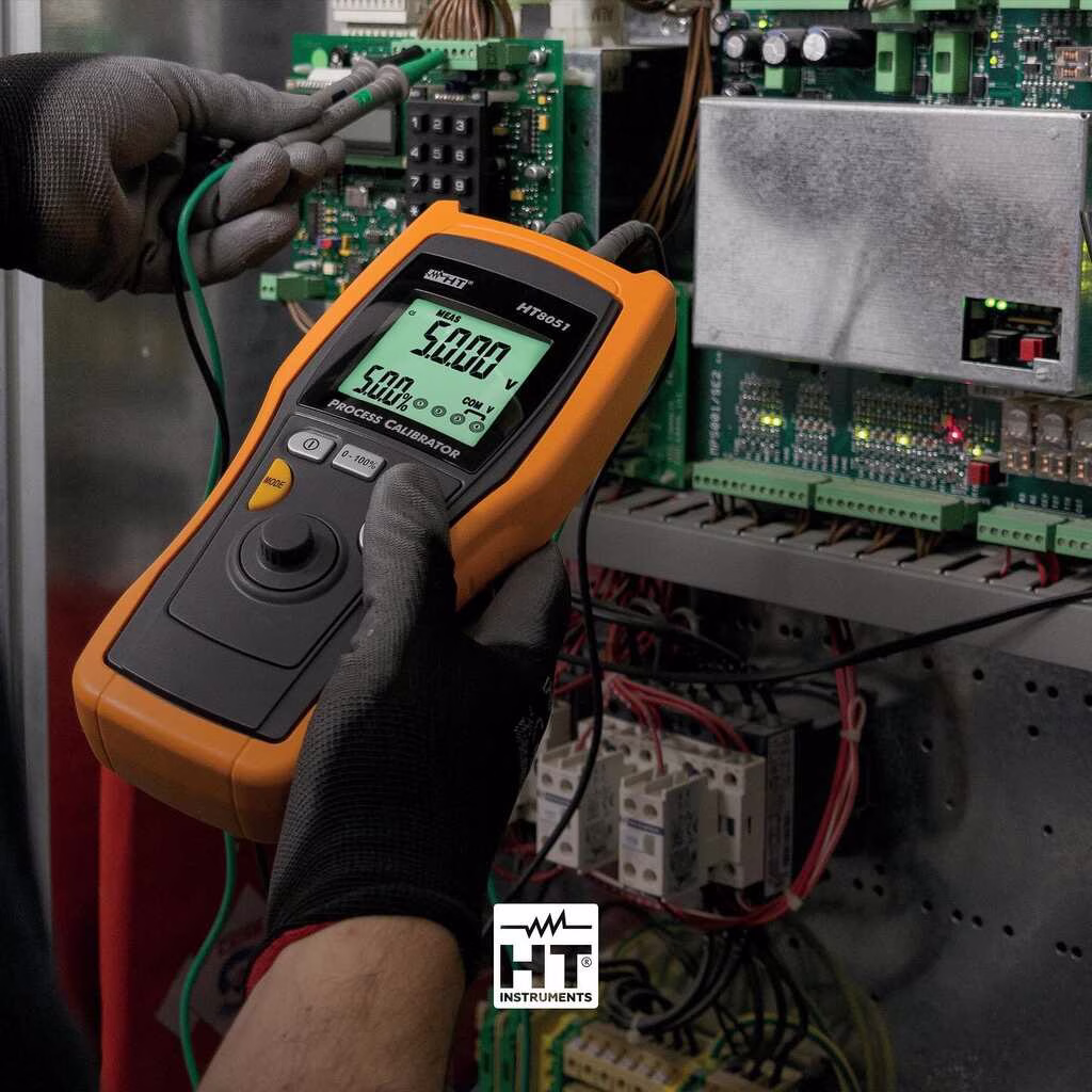 o que é tensão elétrica